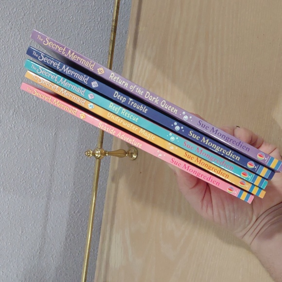 The Secret Mermaid Books 2,3,4,5,6 - Picture 7 of 8